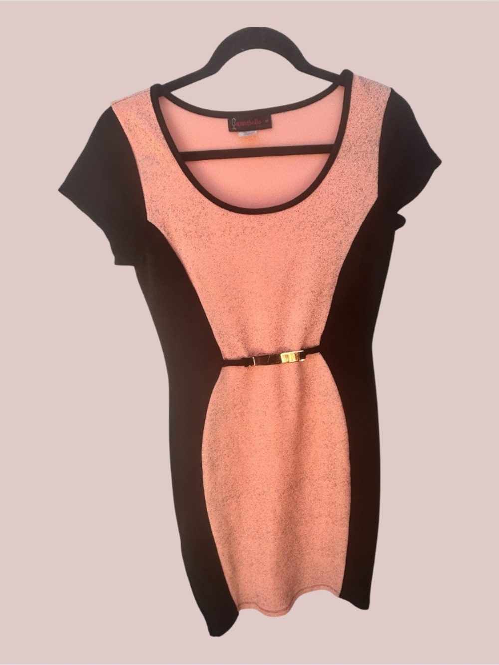 Annabelle Black and Peach Colorblock Mini Dress with Gold Buckle med
